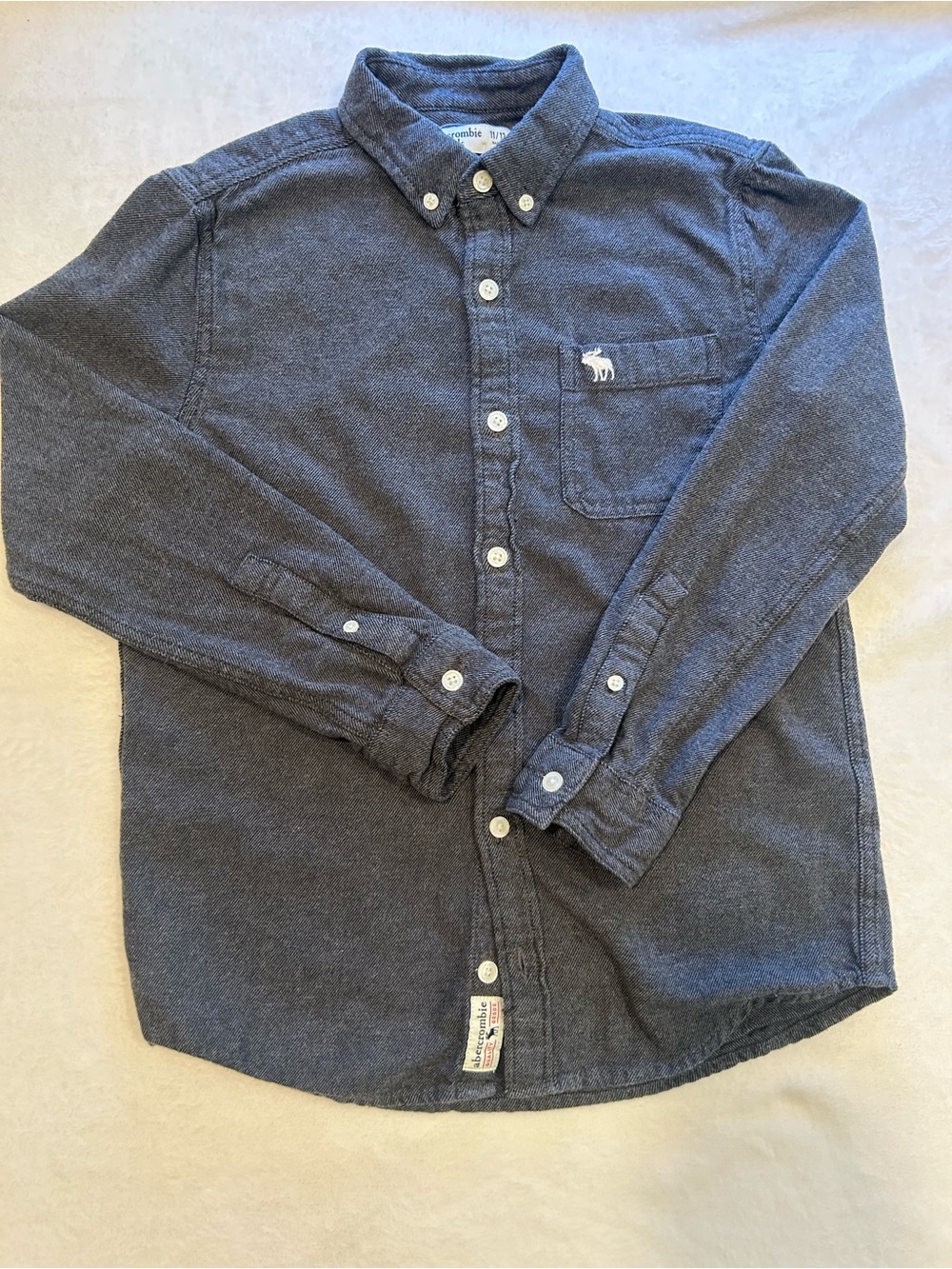 Abercrombie Kids Boys 11/12 Gray Flannel Button Down Shirt Moose Logo